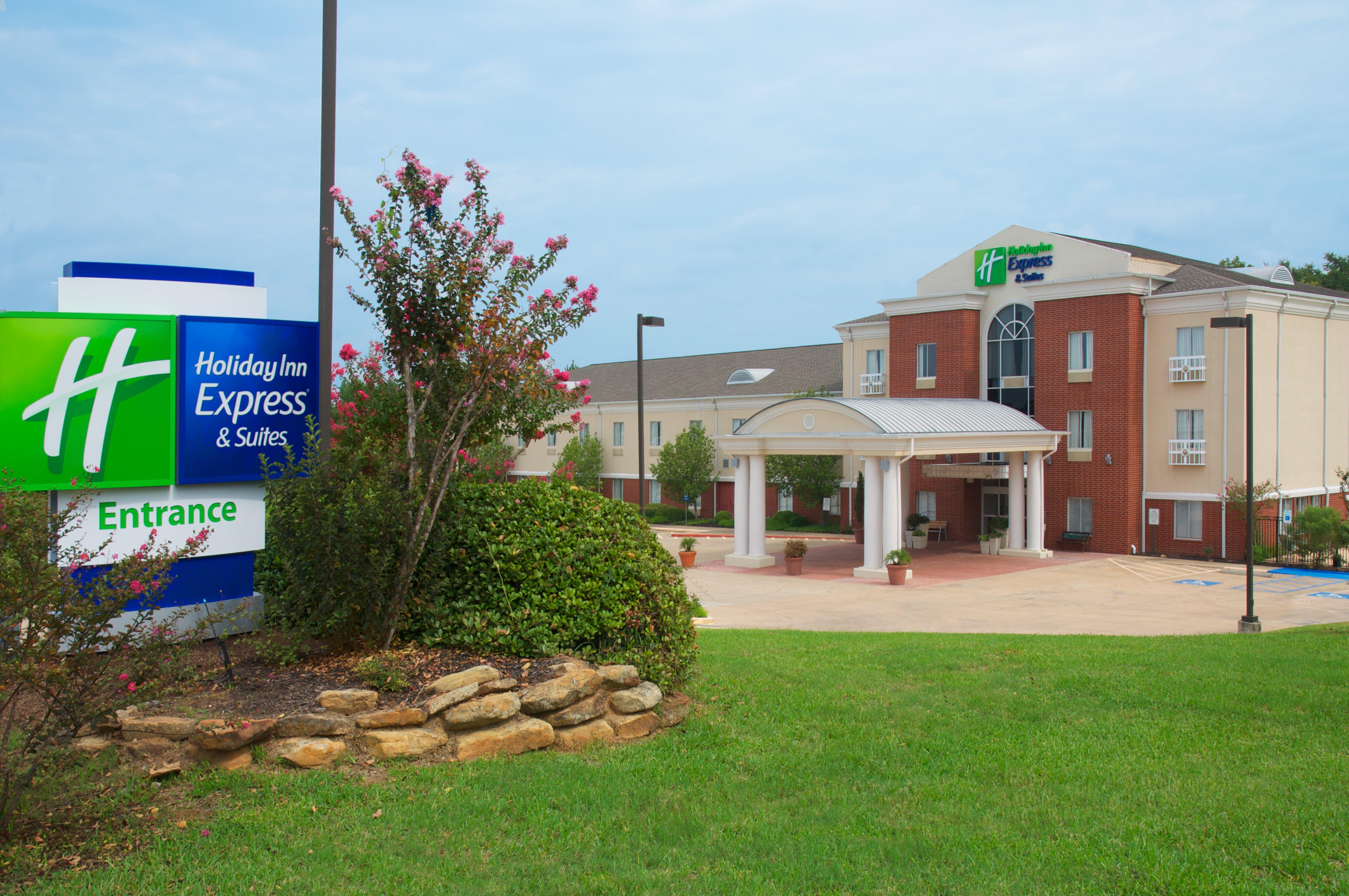 Holiday Inn Express Hotel & Suites Livingston Buitenkant foto