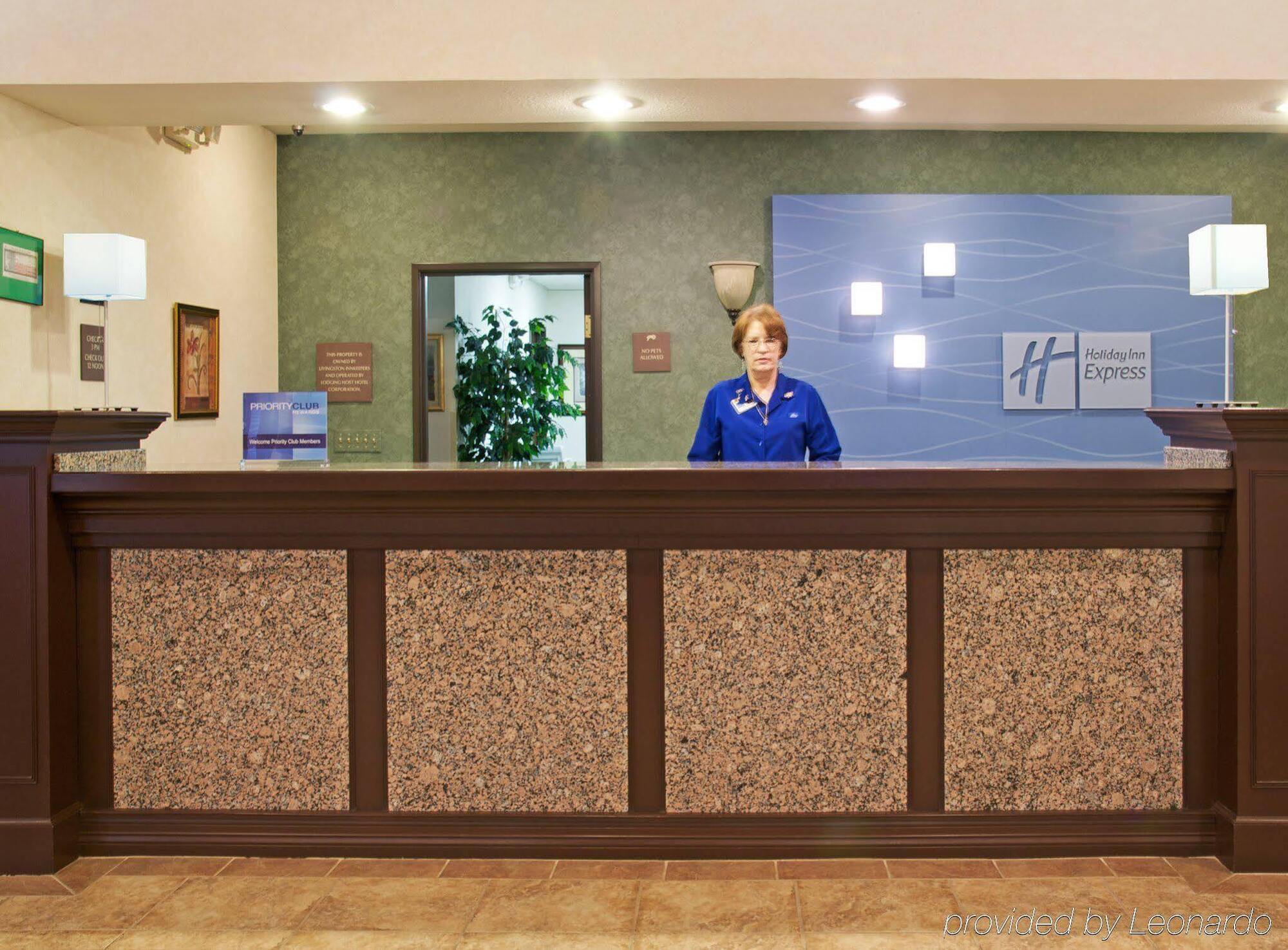 Holiday Inn Express Hotel & Suites Livingston Buitenkant foto